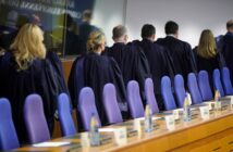 Пользователи WhatsApp и Telegram подали иск к Роскомнадзору и Минцифры