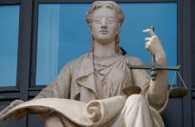 В России покупатель квартиры впервые сломал «схему Долиной» в суде