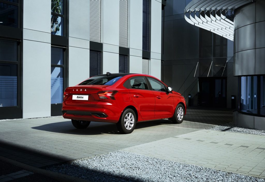 АвтоВАЗ обвинил китайских производителей в повышении цен на Lada АвтоВАЗ обвинил китайских производителей в повышении цен на Lada