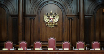 Верховный суд разгромил решения нижестоящих инстанций по делу Долиной