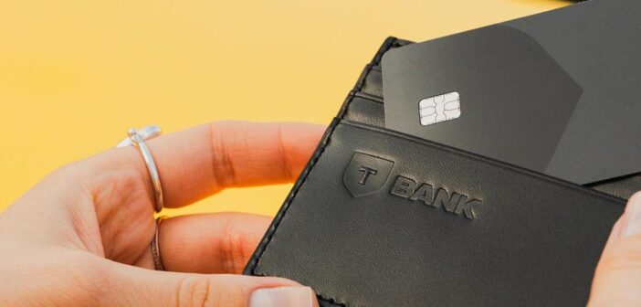 Клиенты крупнейших банков России столкнулись с массовыми ошибками переводов