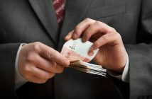 В России решили окончательно отменить декларации чиновников