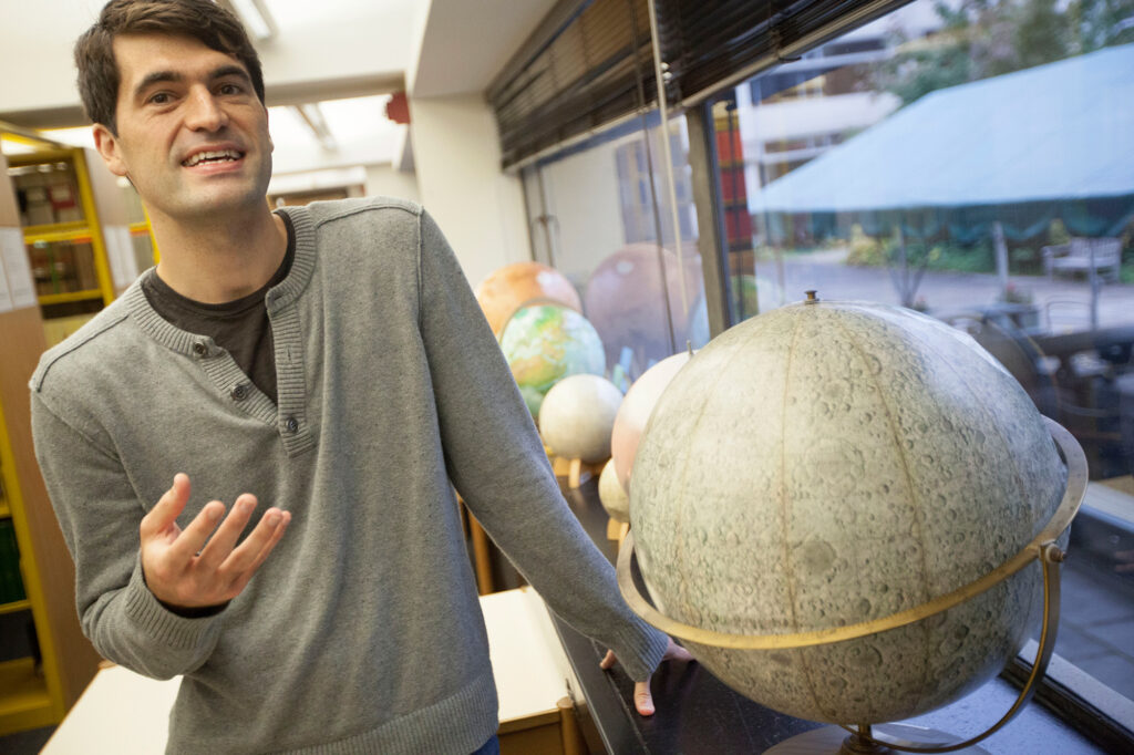 Астрофизик Дэвид Киппинг предупредил об опасности контакта с инопланетянами