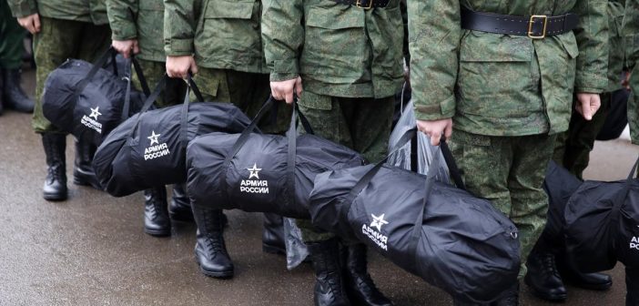 Путин подписал указ о военных сборах, кого призовут из запаса