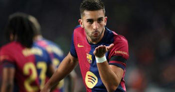 Реал Бетис – Барселона: хет-трик Феррана Торреса принес каталонцам победу в матче с восемью голами