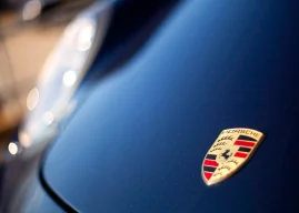 Автомобили Porsche массово блокируются в России, что с этим делать