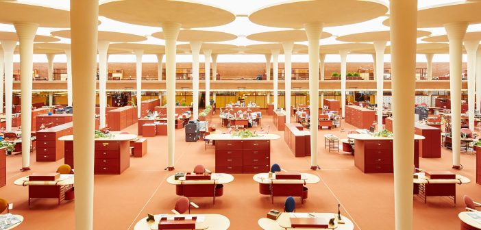 От гаража Apple до пуфиков Google: 150 лет битвы за идеальное рабочее место