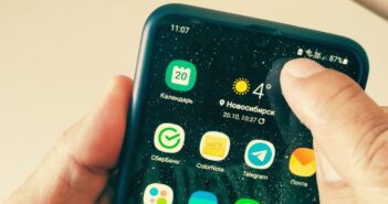 В One UI 8.5 разрешат убрать иконку батареи, но с одним условием