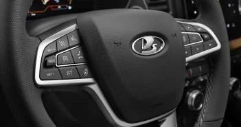 «АвтоВАЗ» возвращает в сервис десятки тысяч Lada Granta из-за риска потери управления