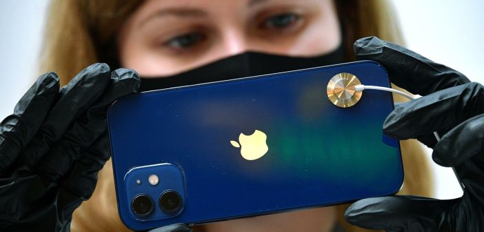 Доля владельцев iPhone среди клиентов МФО достигла рекордных 40,6%