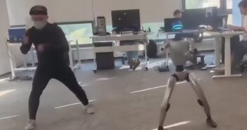 Робот Unitree G1 избил своего инженера