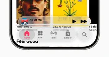 Пользователи iPhone отказываются обновлять смартфоны до «жидкого стекла»