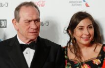 Смерть дочери Томми Ли Джонса оказалась для полиции загадкой