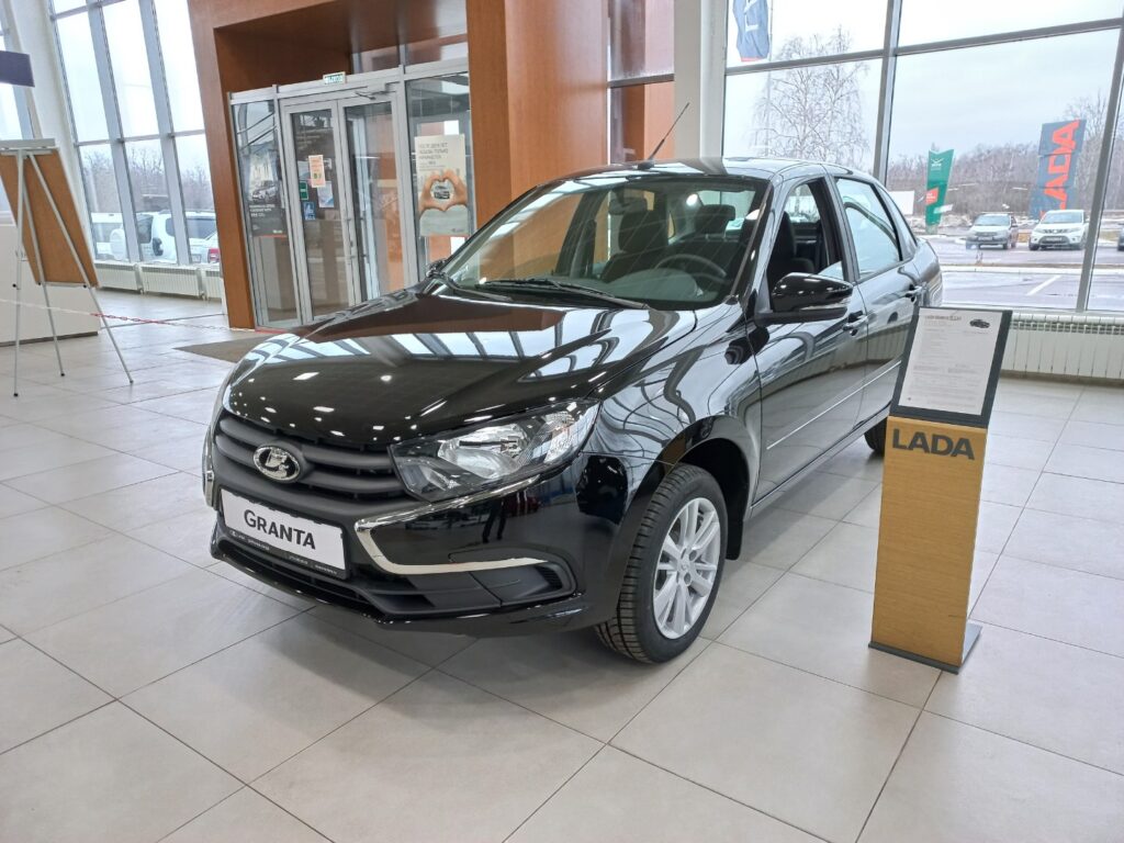 АвтоВАЗ официально отказался от выпуска Lada Granta с АКПП