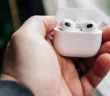 AirPods теперь полноценно работают на Android
