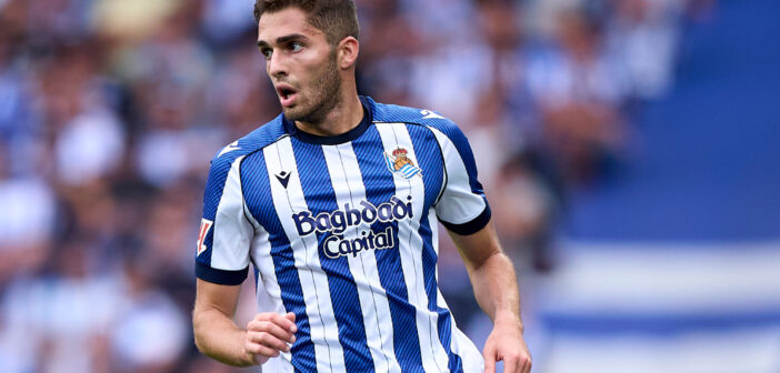 «Реал Сосьедад» – «Барселона»: визит Карпина на матч Ла Лиги спровоцировал разговоры о его назначении