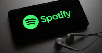 В России нашли способ пользоваться Spotify Premium бесплатно, но есть одно "но"
