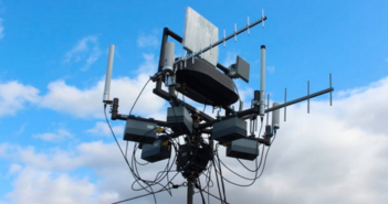 Средства РЭБ массово блокируют двигатели Porsche и BMW в России