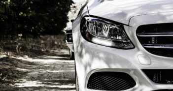 ОСАГО для нескольких водителей: как вписать родственников и не переплатить