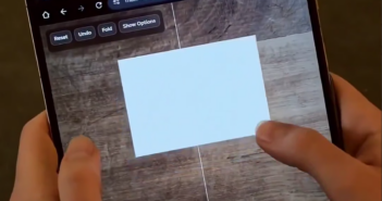 Появилась новая игра, которая убивает складные смартфоны