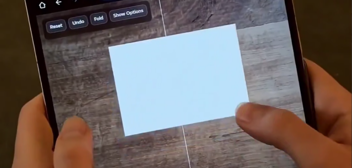 Появилась новая игра, которая убивает складные смартфоны