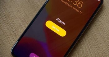 Владельцы iPhone массово жалуются на неработающие будильники
