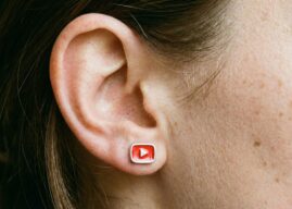 Как слушать YouTube в фоновом режиме бесплатно в 2026 году: рабочие способы