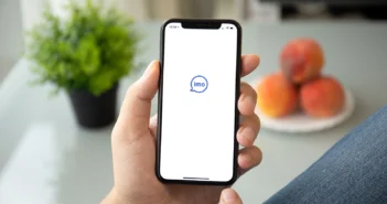 Из-за замедления Telegram миллионы россиян экстренно переходят в мессенджер imo