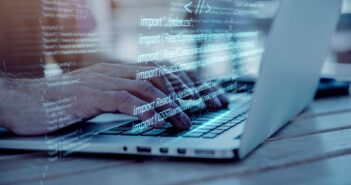 ТОП-6 лучших нейросетей для программистов и разработчиков ПО: что выбрать в 2026 году?