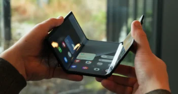 Покупатели Samsung Galaxy Z TriFold за $3000 столкнулись с критическим браком