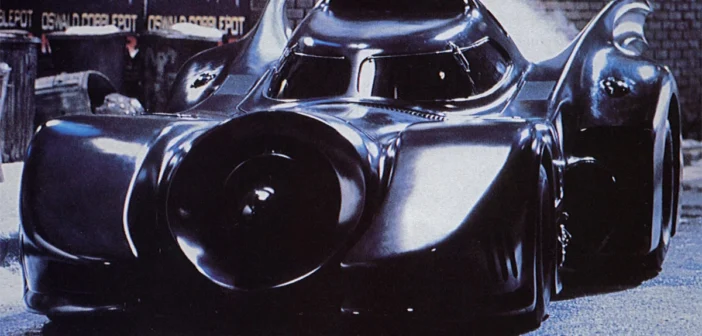 Под Минском таможня «перехватила» легендарный Бэтмобиль