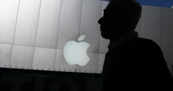 Apple оштрафовали за переводы российскому онлайн-кинотеатру