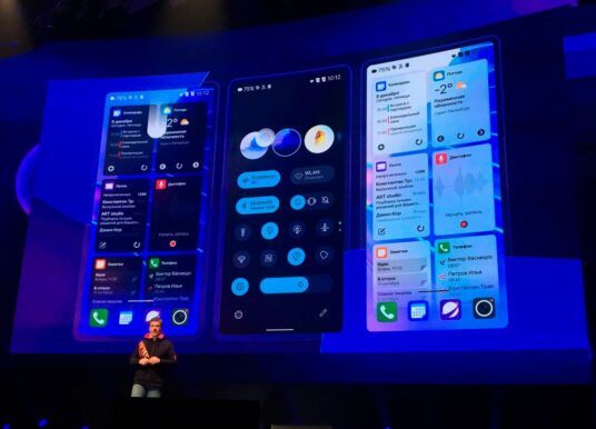 В России представили защищенный смартфон c А-ГЛОНАСС на ОС Аврора