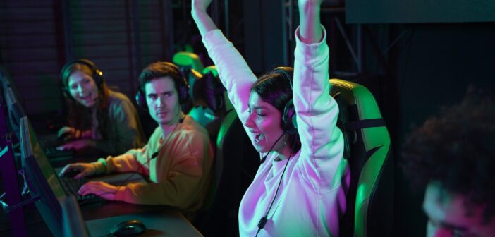 Почему аудитория esports быстрее реагирует на аналитические данные