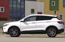 Россияне почему-то массово скупают Belgee X50 вместо Lada Vesta