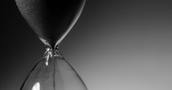 На замедление интернета в России выделили еще 12 миллиардов рублей