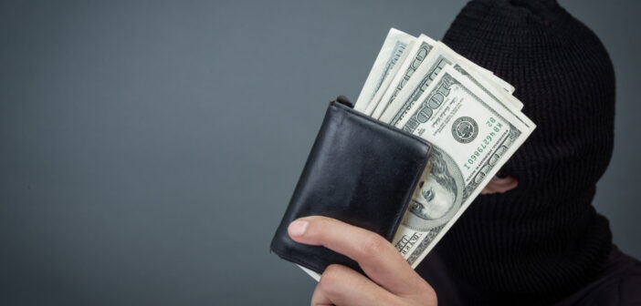 Минцифры объяснило массовые блокировки VPN угрозой кражи данных