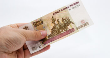 Как оплачивать приложения для iOS и Android в России: большой гайд на 2026 год