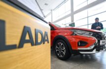 Автоваз останавливает производство из-за забитых складов и падения спроса