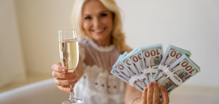 В Госдуме обсуждают выплаты мужьям за сохраненный брак