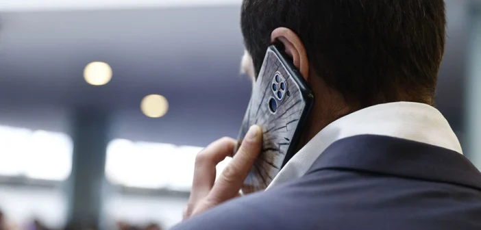 В мессенджере «Макс» появилась текстовая расшифровка голосовых сообщений