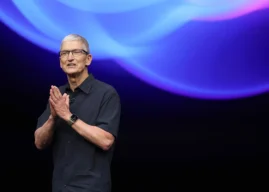 Тим Кук покидает пост главы Apple 1 сентября 2026 года