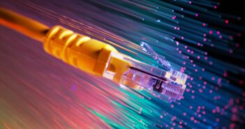 Домашний интернет в России подорожает на 30 процентов из-за слежки