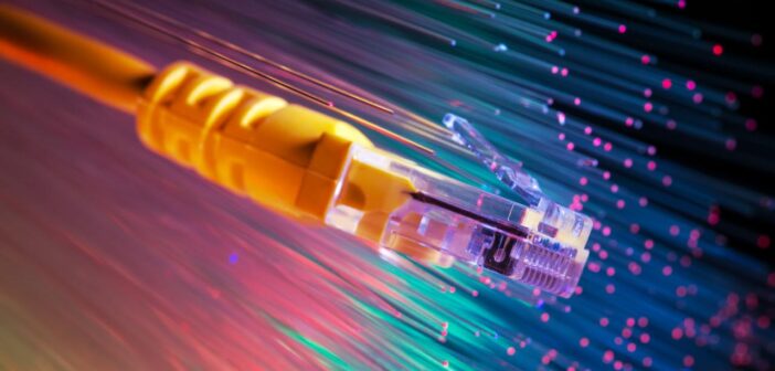 Домашний интернет в России подорожает на 30 процентов из-за слежки