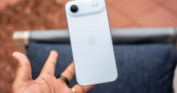 Владельцы iPhone 17 и iPhone Air жалуются на отключение после полной разрядки