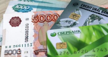 МВД раскрыли новую хитрость мошенников, они научились узнавать точный баланс карт