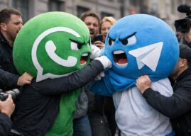 WhatsApp* и Telegram публично поругались