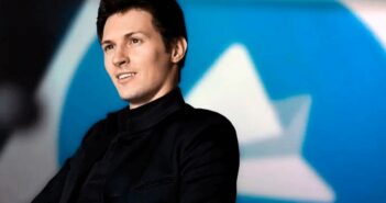 Павел Дуров раскрыл, как WhatsApp годами сливает переписку