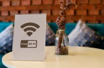 Мошенники в России стали использовать бесплатный Wi-Fi для краж