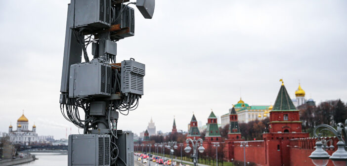 Почему связь в Москве вернулась и как она будет падать до 9 мая